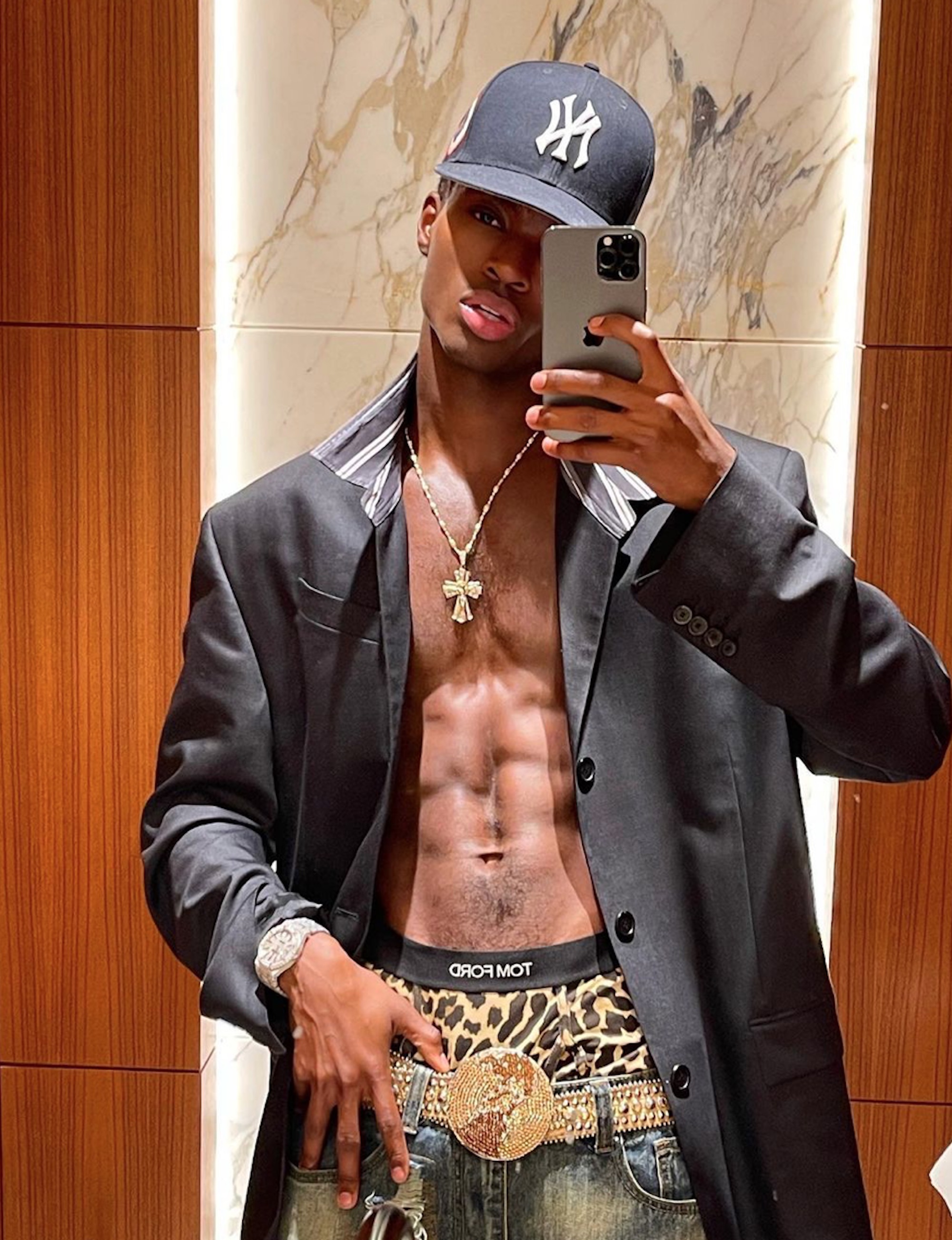 Alton Mason