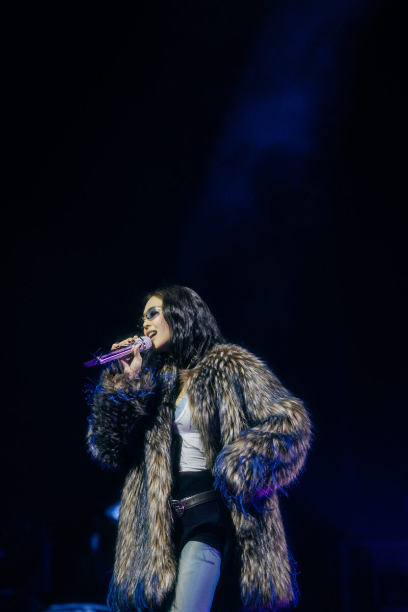 LIVE REVIEW: JENNIE @ LA’s PEACOCK THEATER