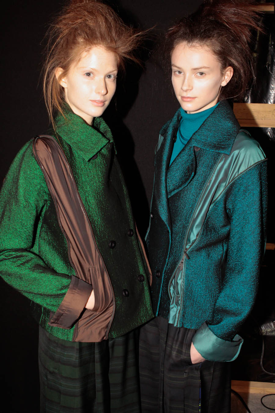 ISSEY MIYAKE ニット/ポリエステル ドッキングプルオーバー Introducing Item “SOIL KNIT” – ISSEY MIYAKE ONLINE STORE