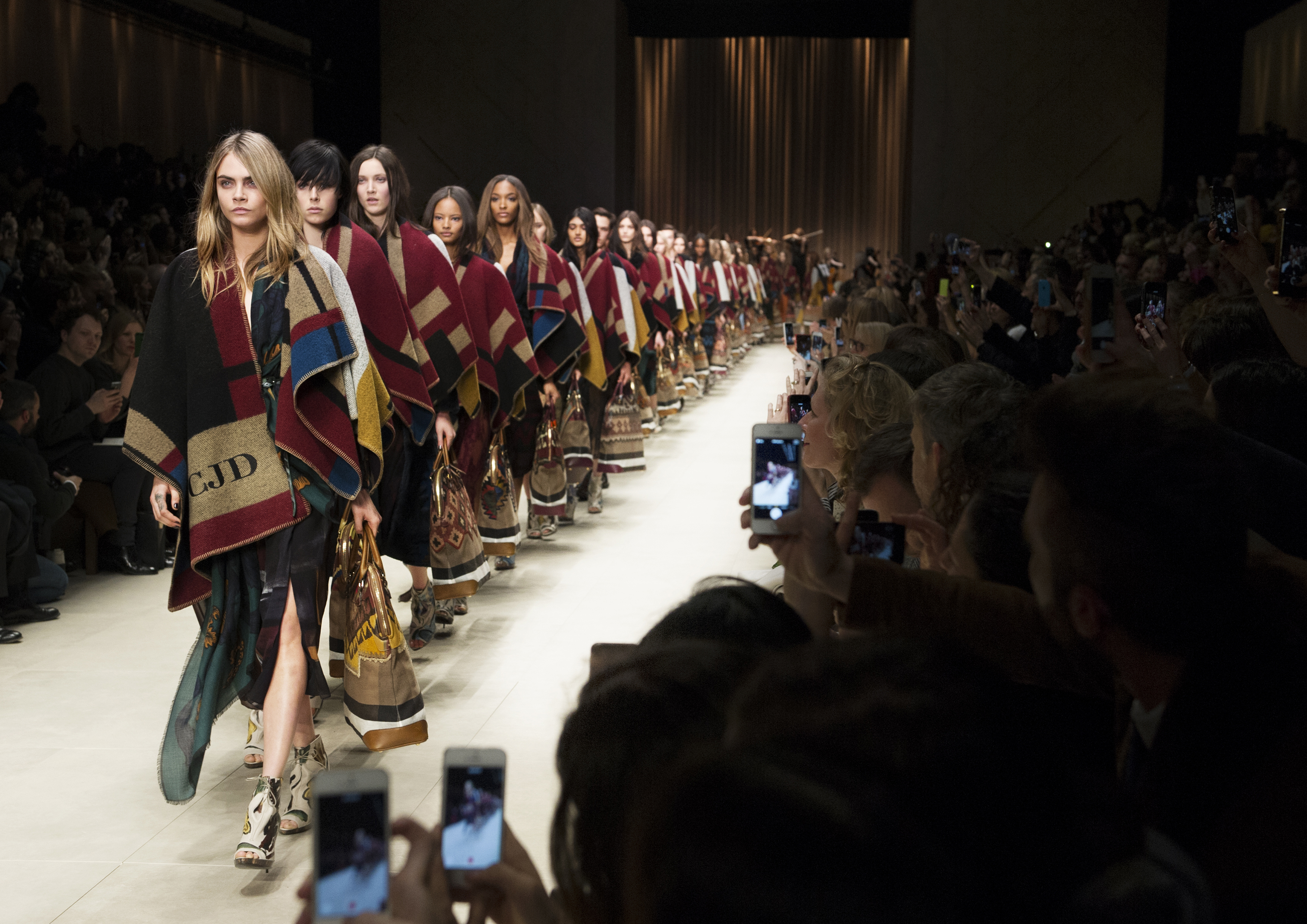 BURBERRY PRORSUM AW14 | Wonderland