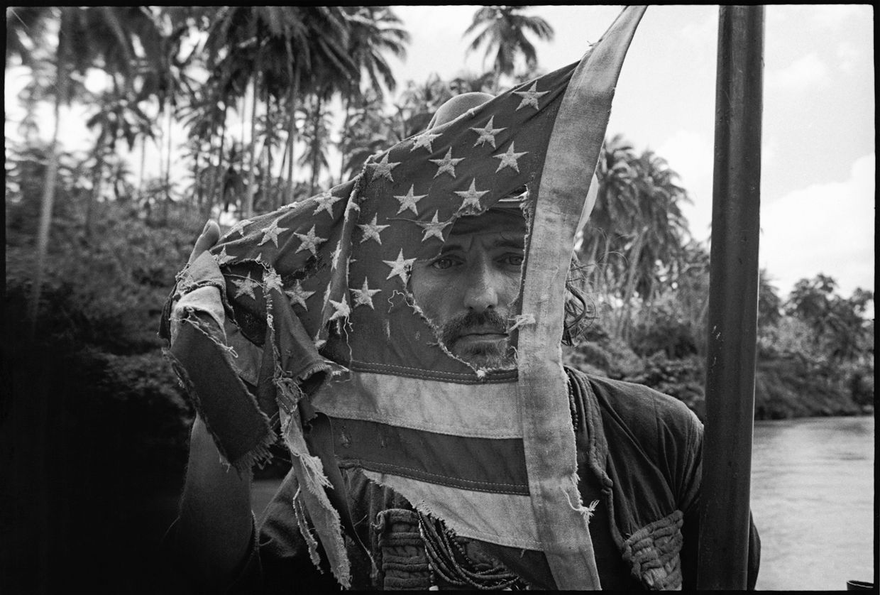 EXPOSURE MARY ELLEN MARK 洋書 EXPOSURE MARY ELLEN MARK 洋書（Mary Ellen Mark (Photofile)）