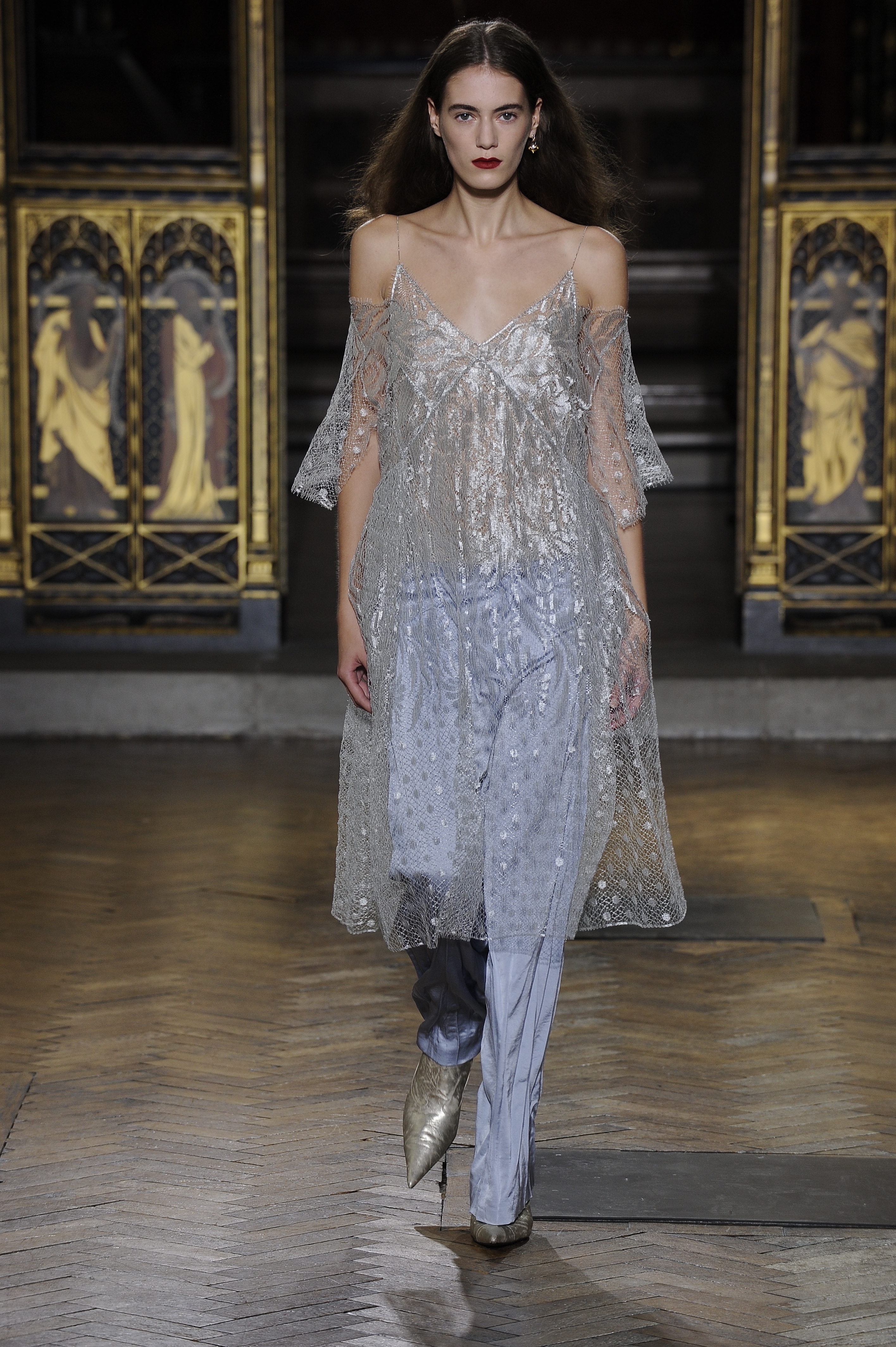 sharon wauchob キャミソール Sharon Wauchob Spring 2023 Ready-to-Wear Collection | Vogue