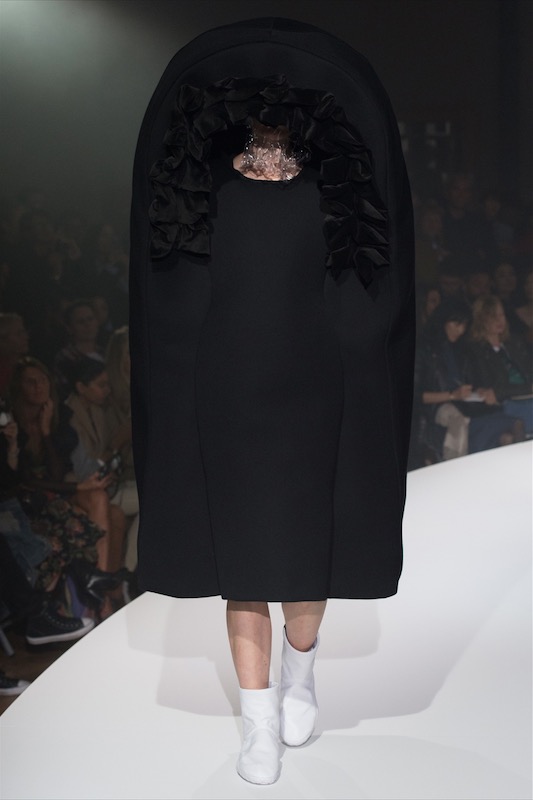 COMME des GARÇONS フランス グラン COMME des GARCONS Universe of Fashion France Grand