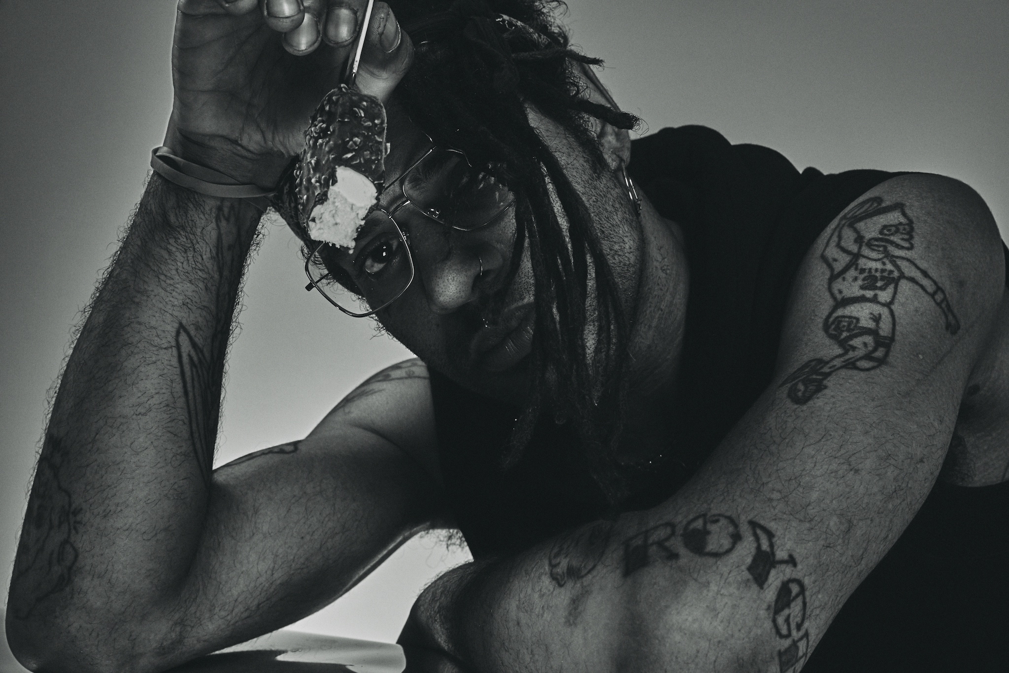 Wonderland premiere Velvet Negroni black and white