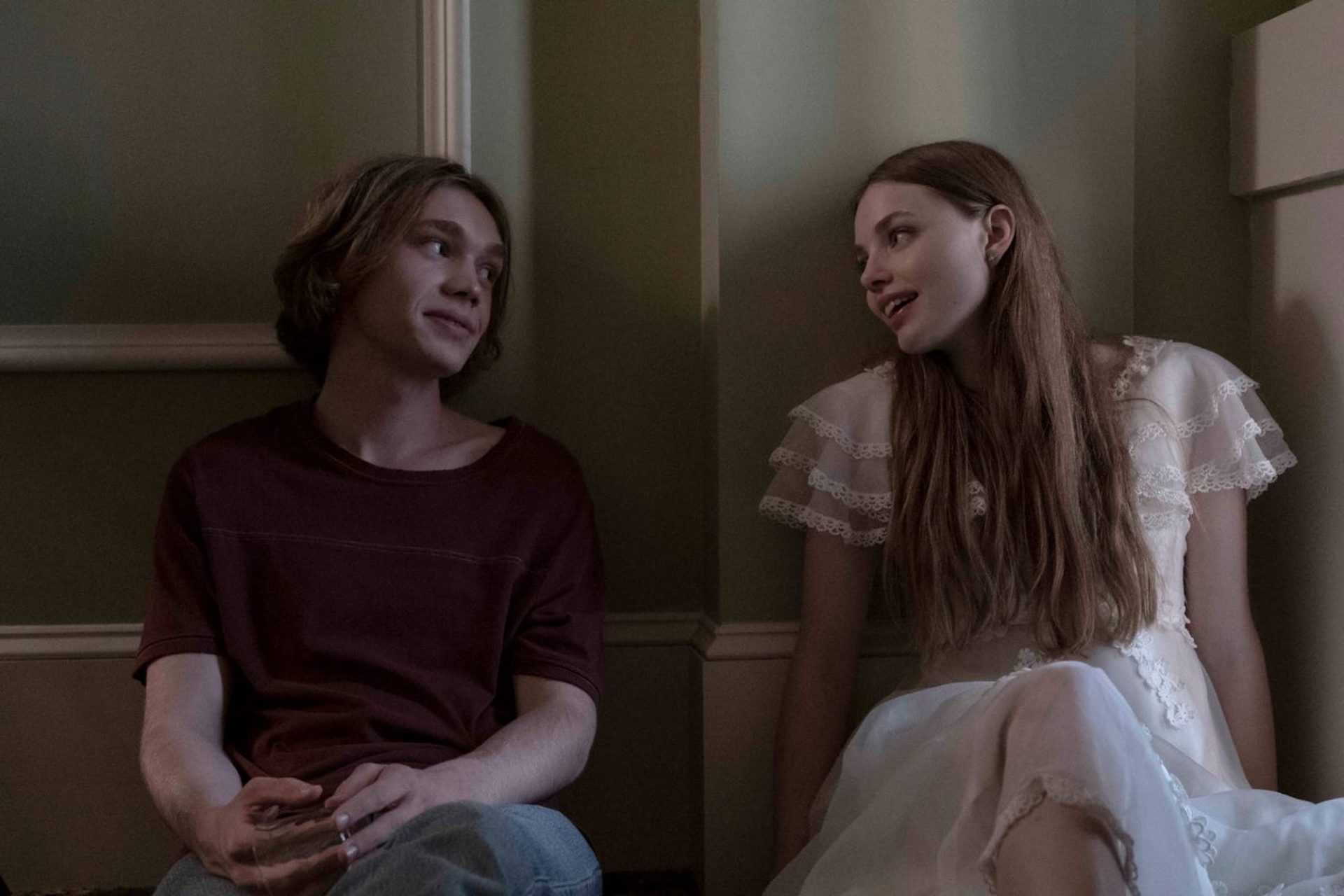 Wonderland Looking for Alaska review Pudge and Alaska Wonderland