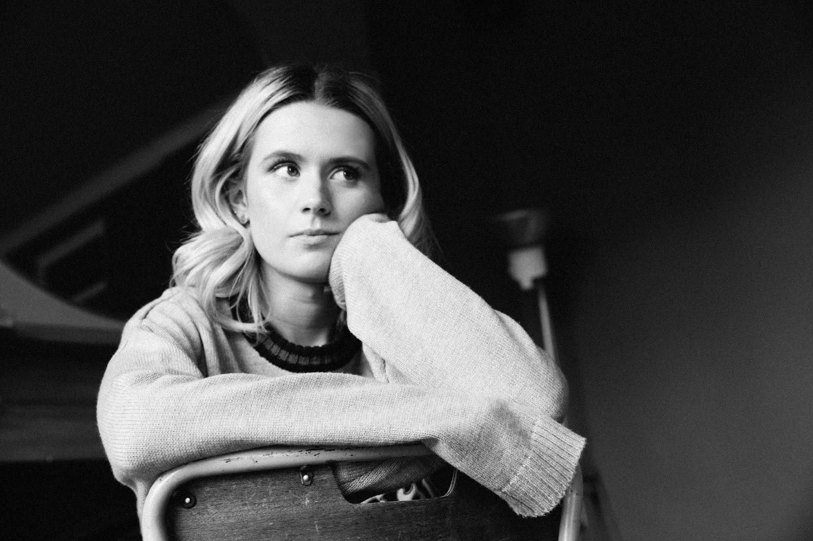 Hana Lili Talks Folk Songs, Self-Reflection, & New EP “Existential”