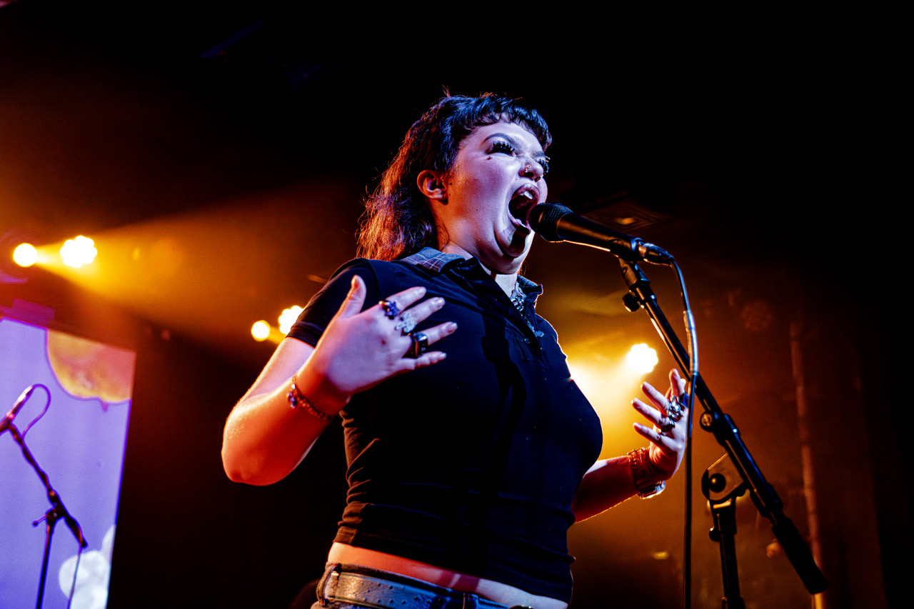 Lola Young Live At Scala In London