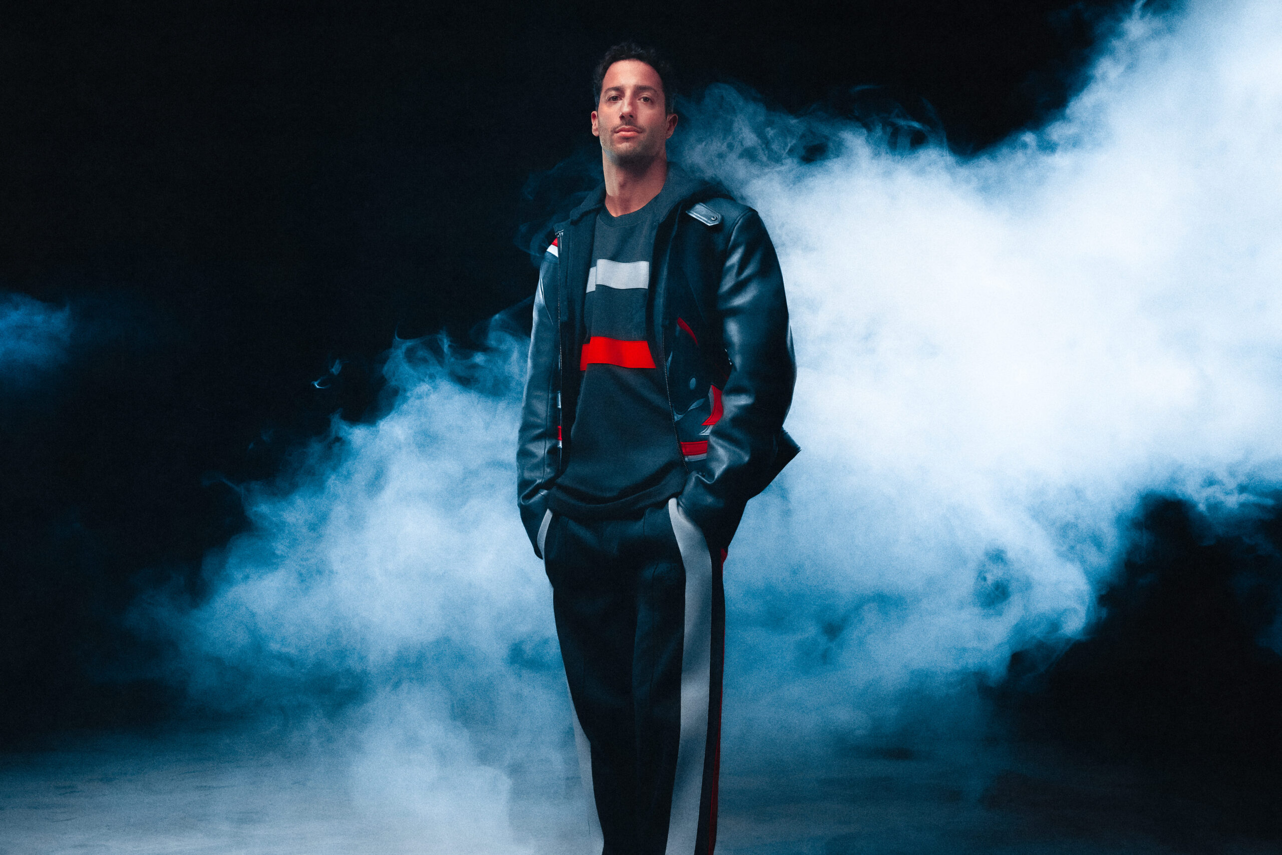 かっこいい☆【Hugo Boss】×Red Bull Graphic フーディー HUGO x Red Bull Unveil F1 Capsule