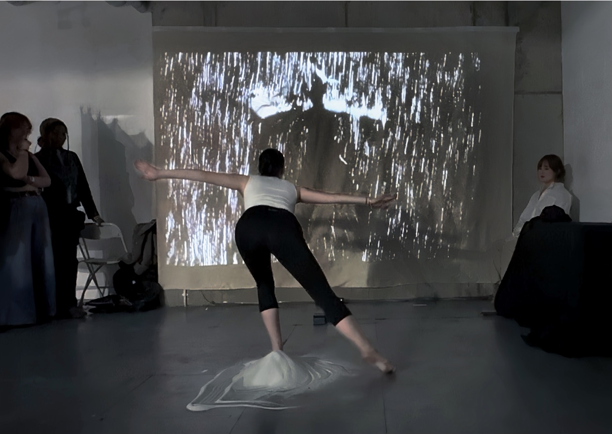 Exhibition Review: EIDOS:  The Flow of Form, the Edge of Perception