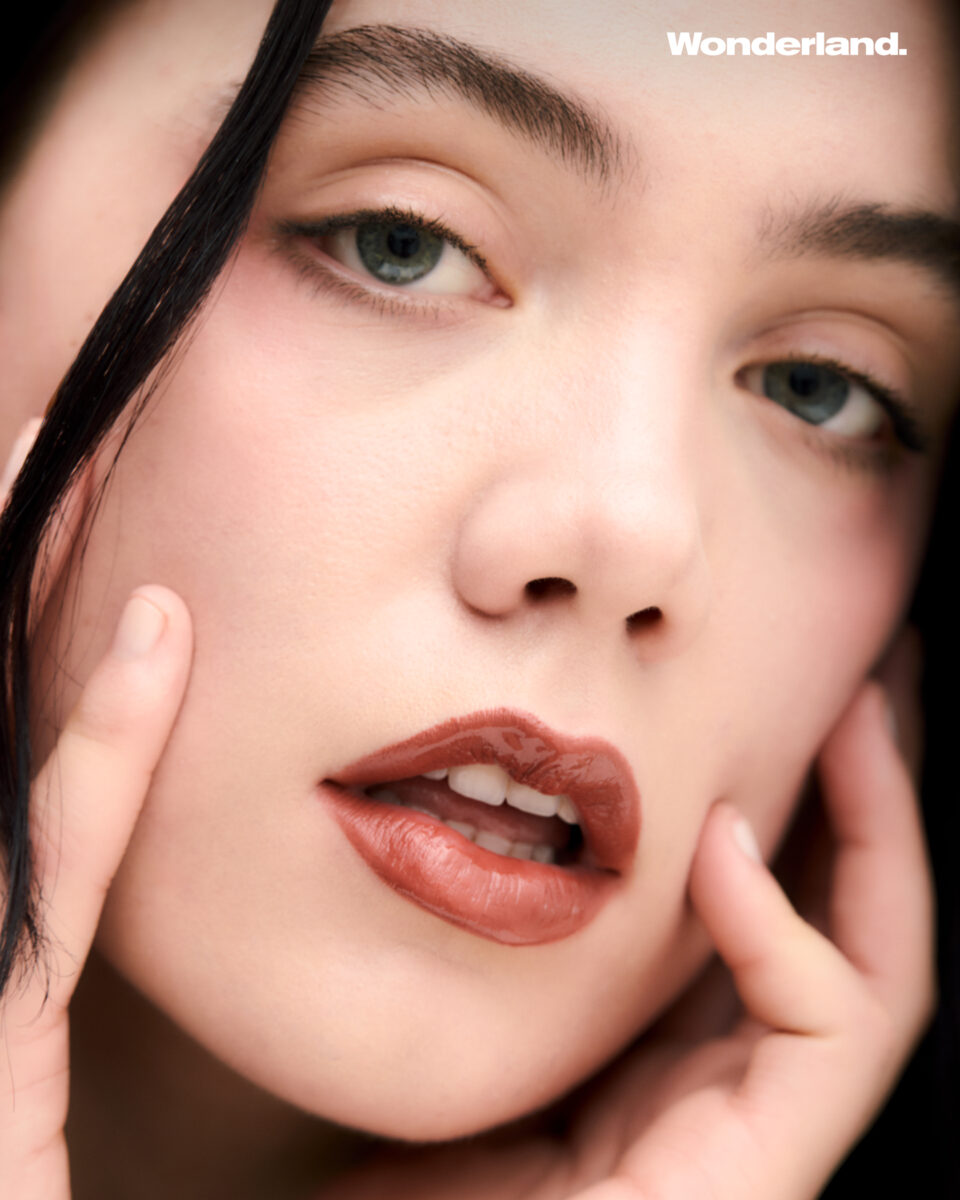 The Confessions of a Pop Queen, with Alessi Rose