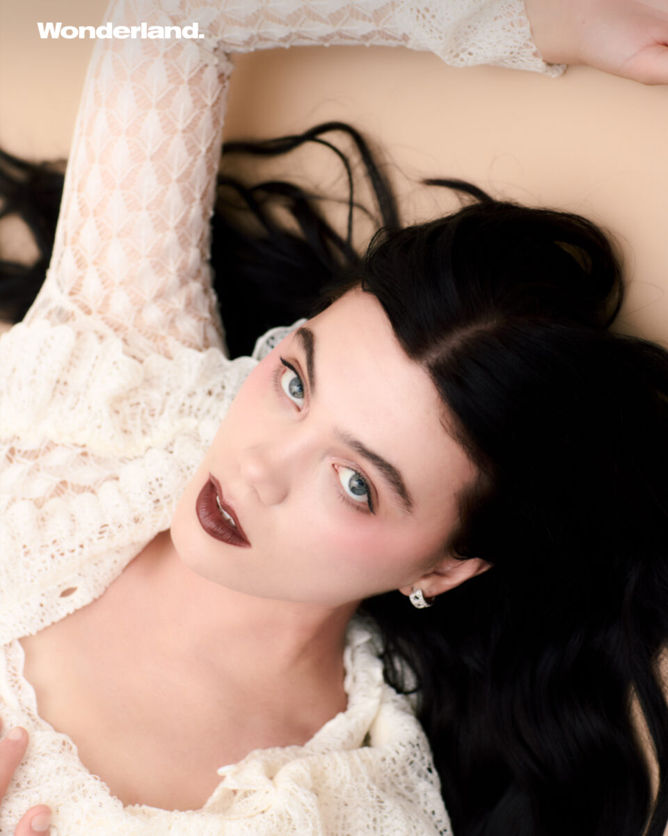 The Confessions of a Pop Queen, with Alessi Rose