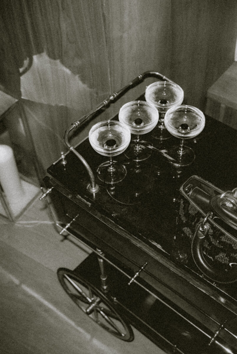 DEBUTE HOSTS LONDON’S CHICEST MURDER MYSTERY
