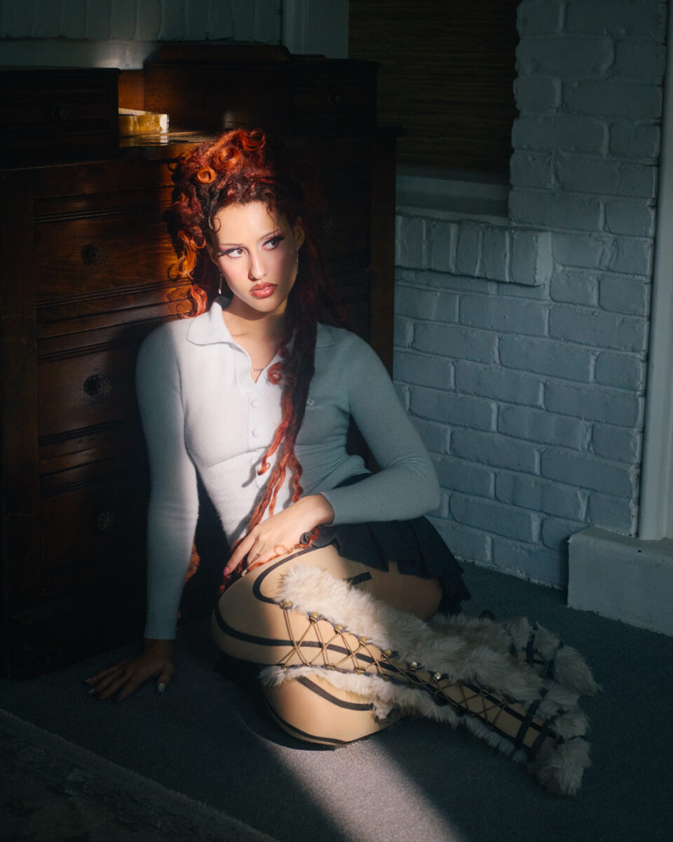 「この音楽のいくつかはおとぎ話の魔法を持っている」：Absolutely