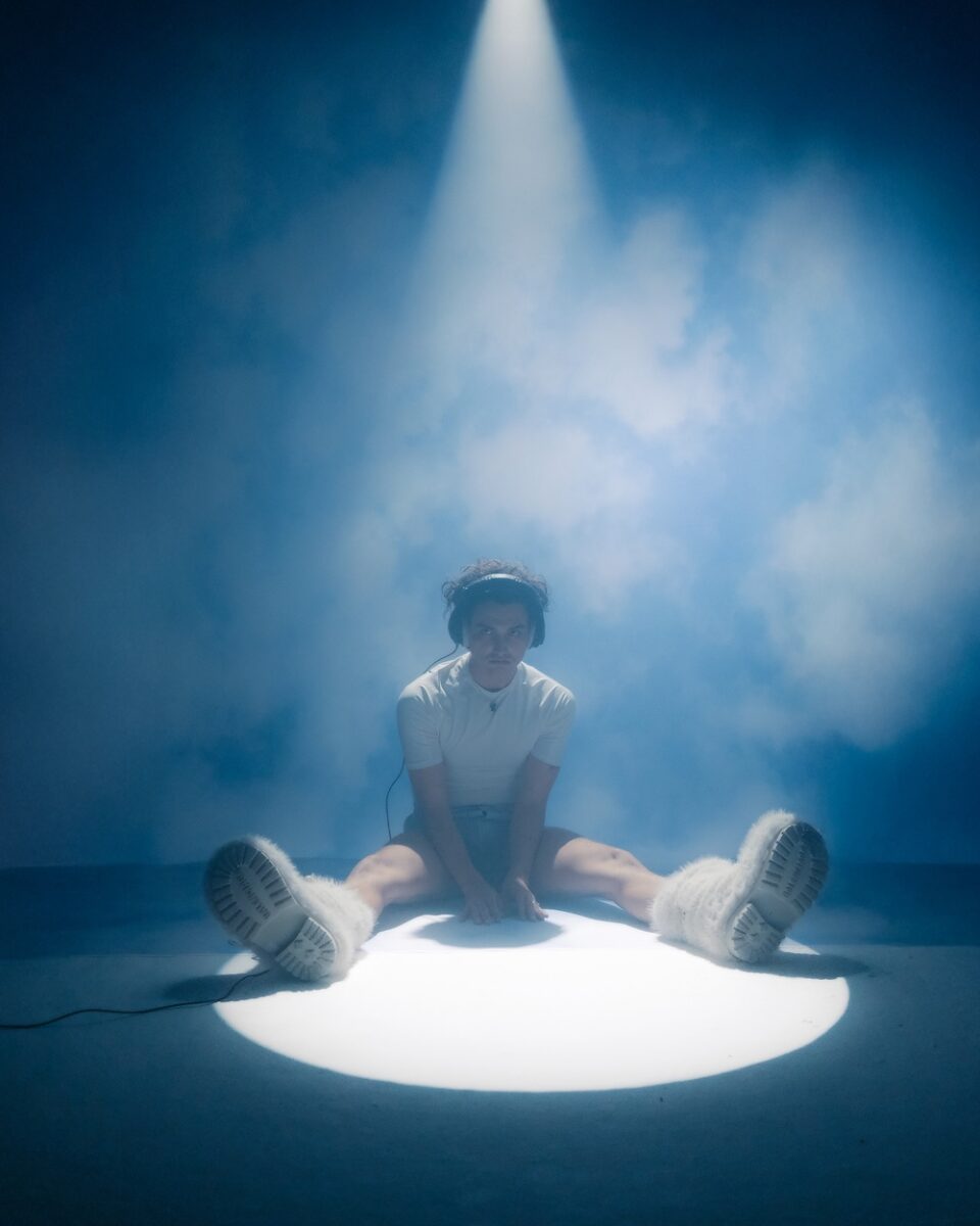 Humbe Spreads His Wings