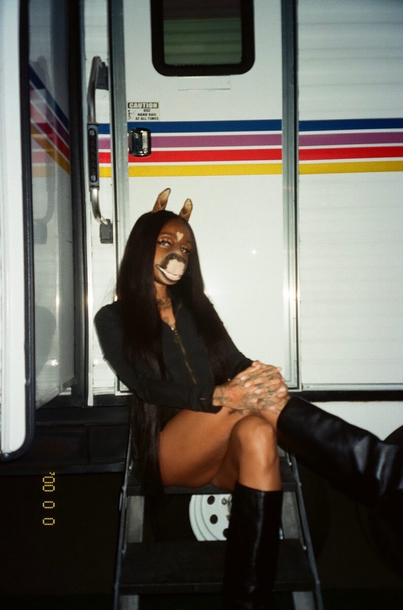 horsegirrL’s Influence Cannot Be Tamed