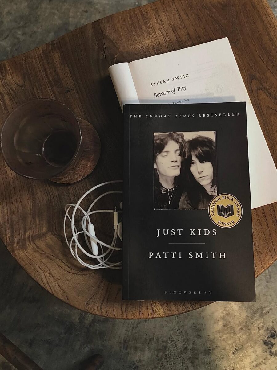 Wonderland’s Guide to Literary Gift-Giving