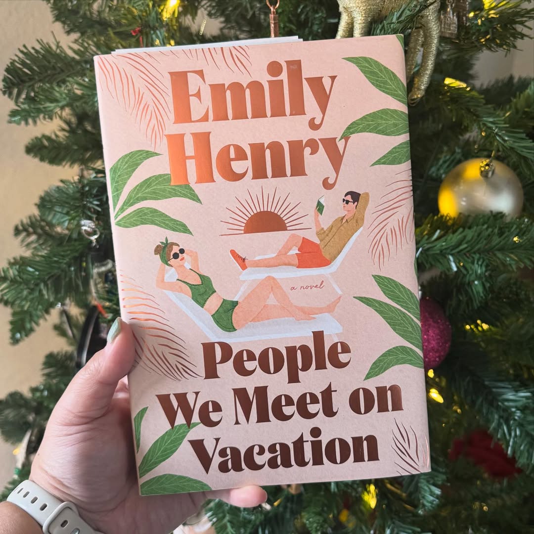 Wonderland’s Guide to Literary Gift-Giving