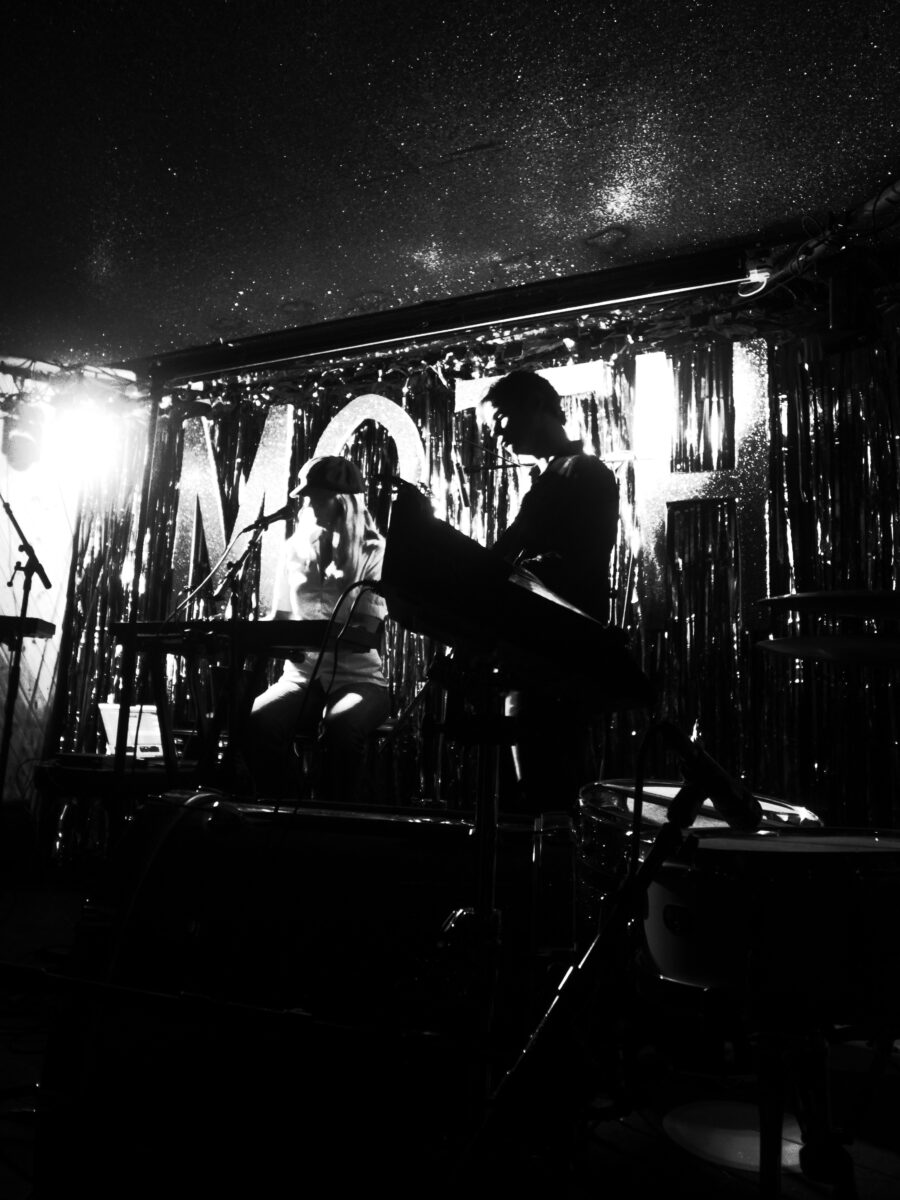 The Vacant Vivacity of Smerz