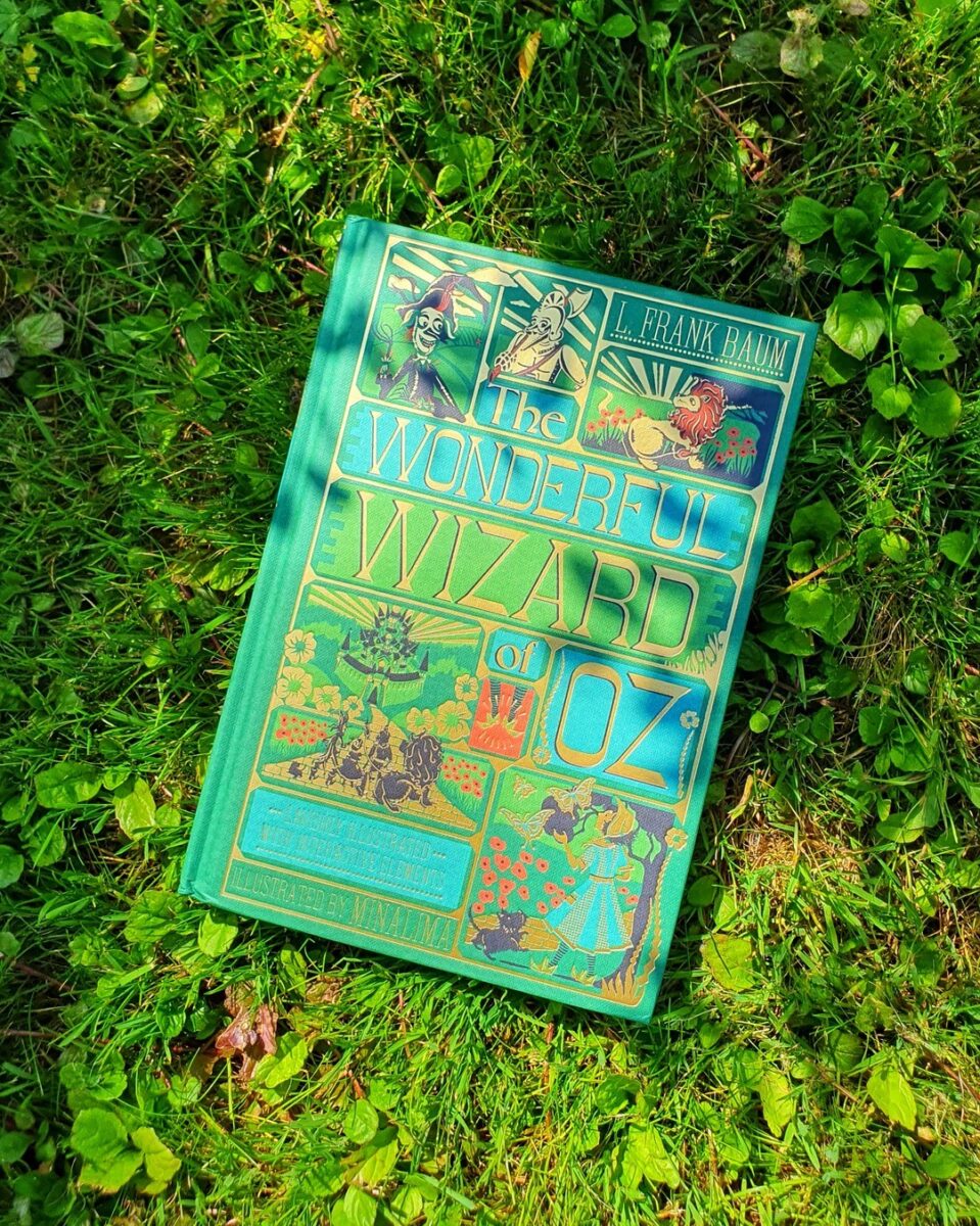 Wonderland’s Guide to Literary Gift-Giving