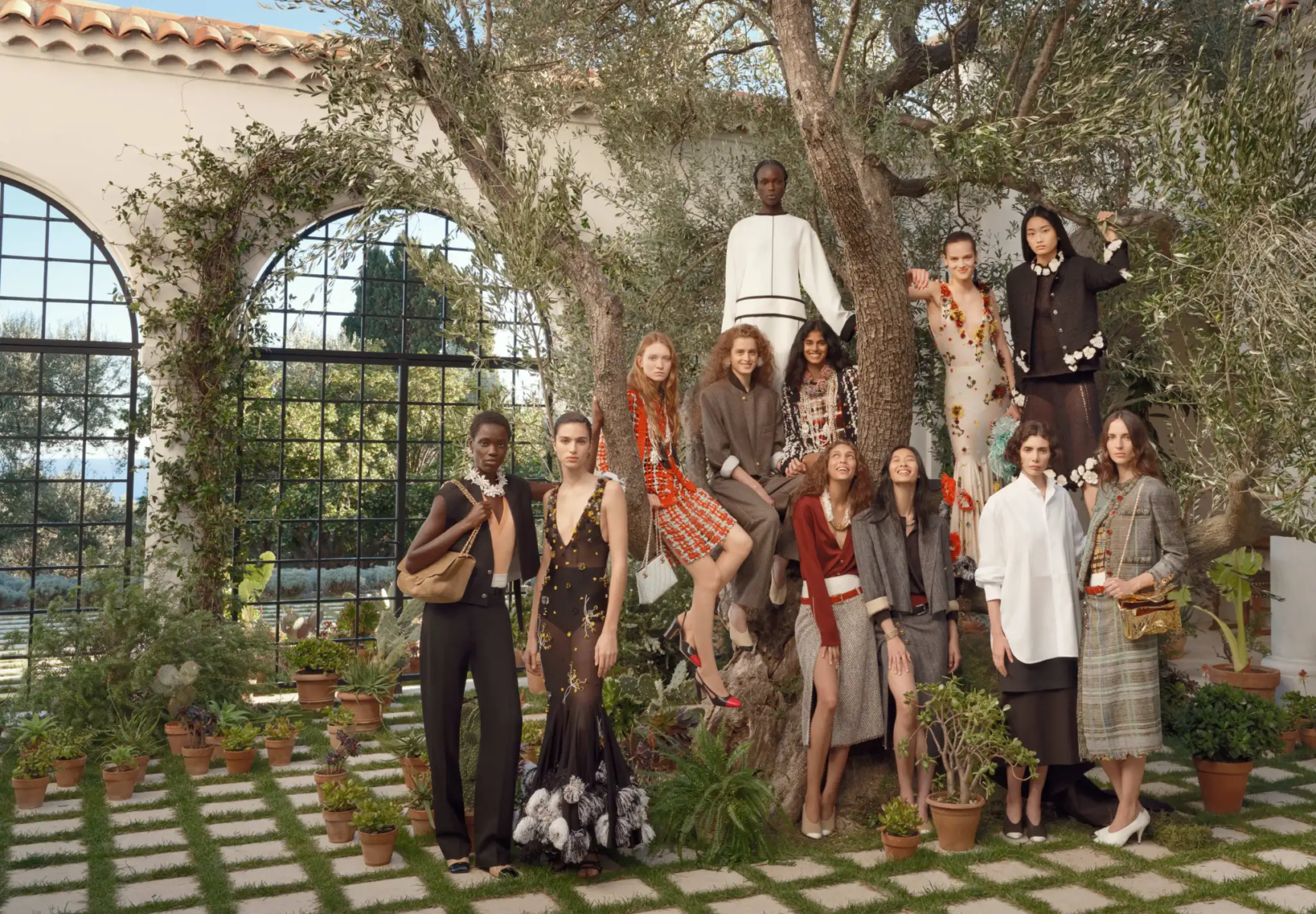 シャネルが笑顔でLa Pausa