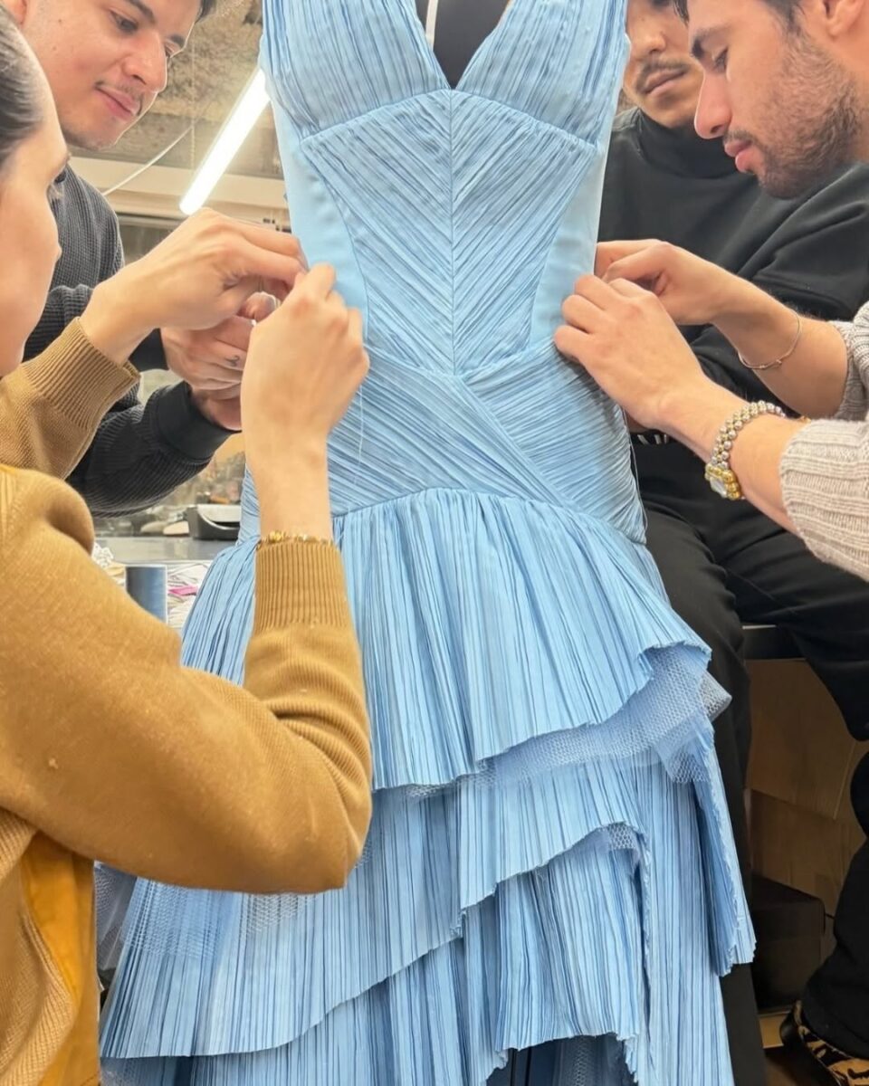 レディー・ガガのカスタム・ルアールについて考えるのをやめられません。