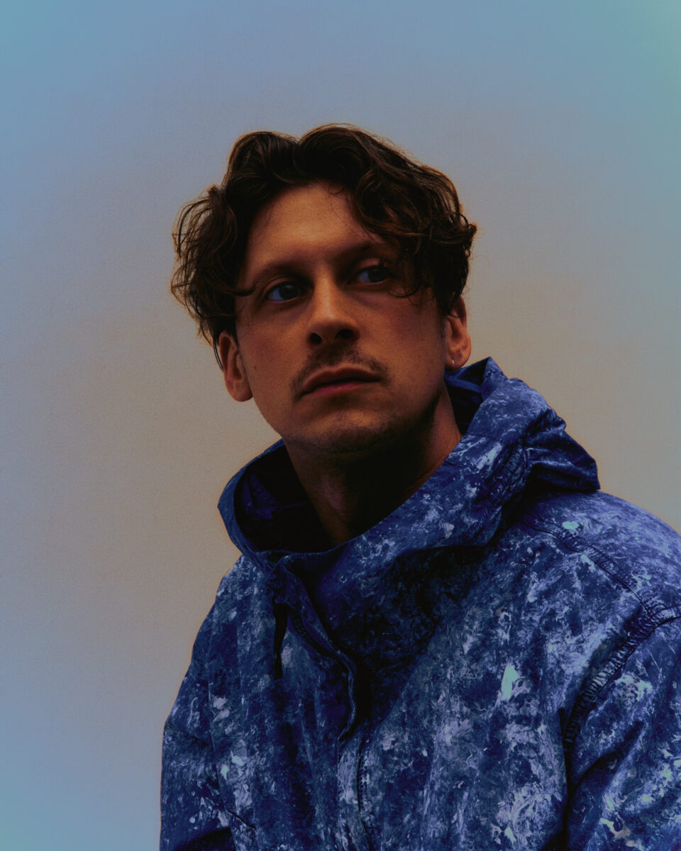 バリー・キャント・スイムがリピート中