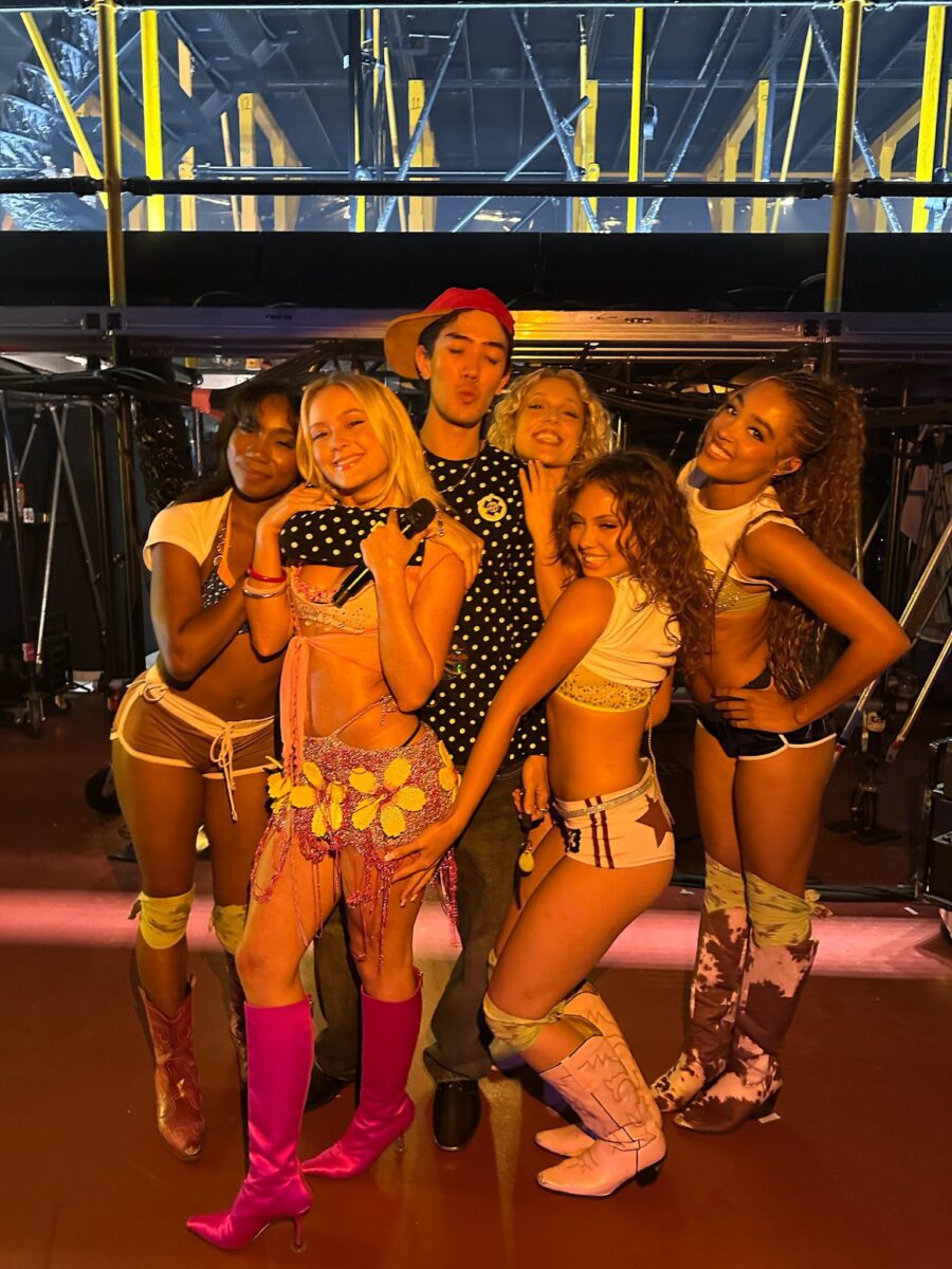 Everyone’s Obsessed with Zara Larsson’s Dancers