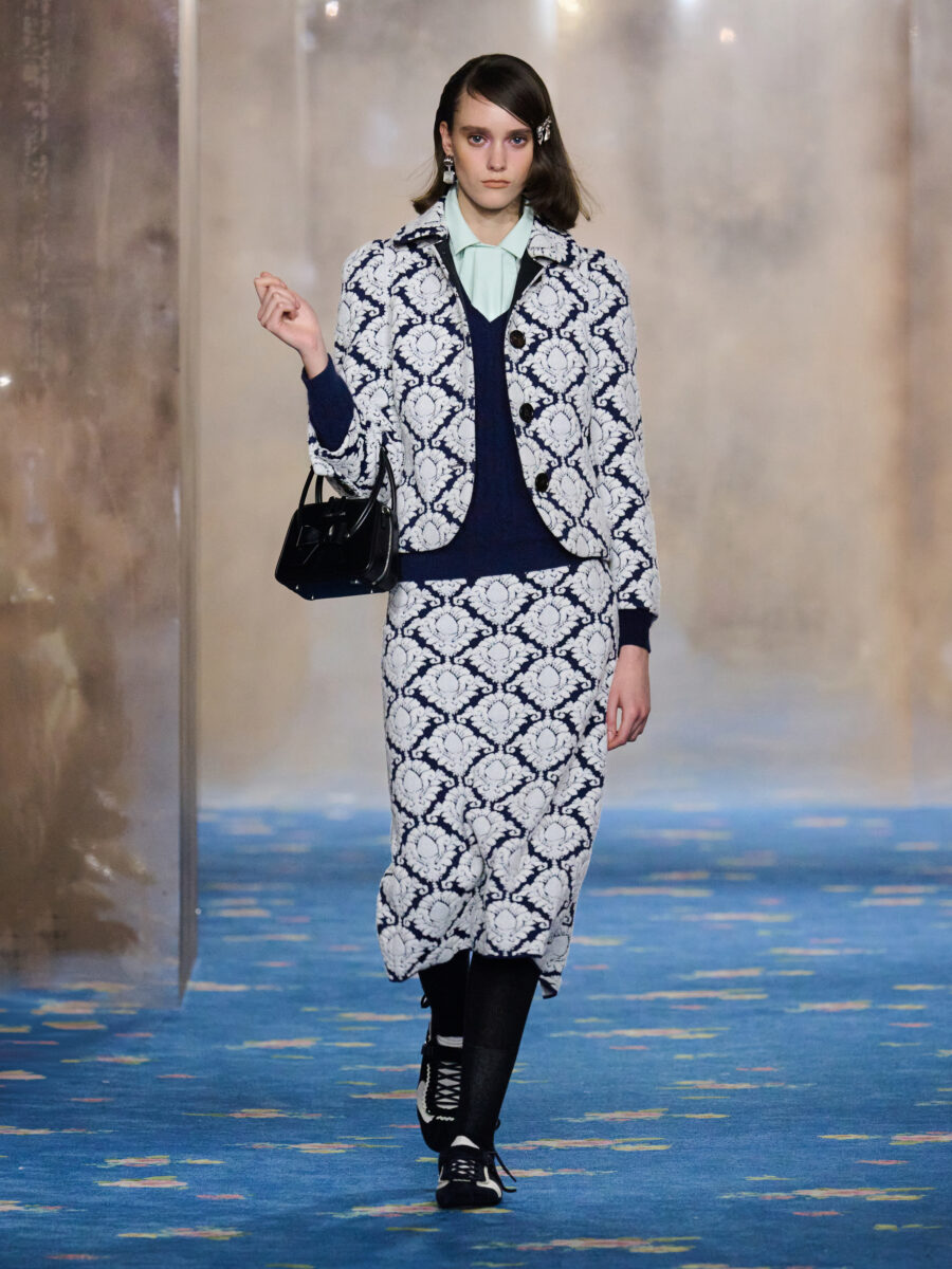 In the Shushu/Tong universe, no girl is just a girl