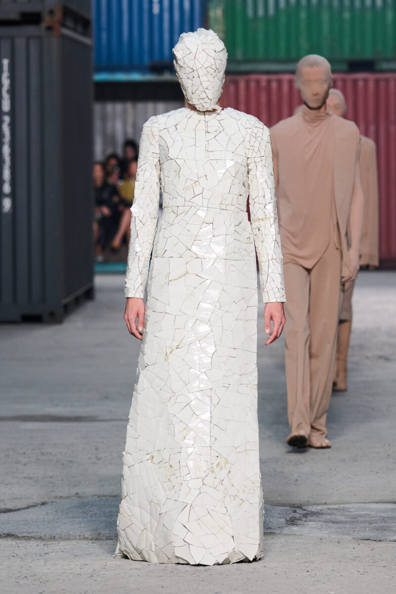 Handle with care: Glenn Marten’s Porcelain AW26 Maison Margiela