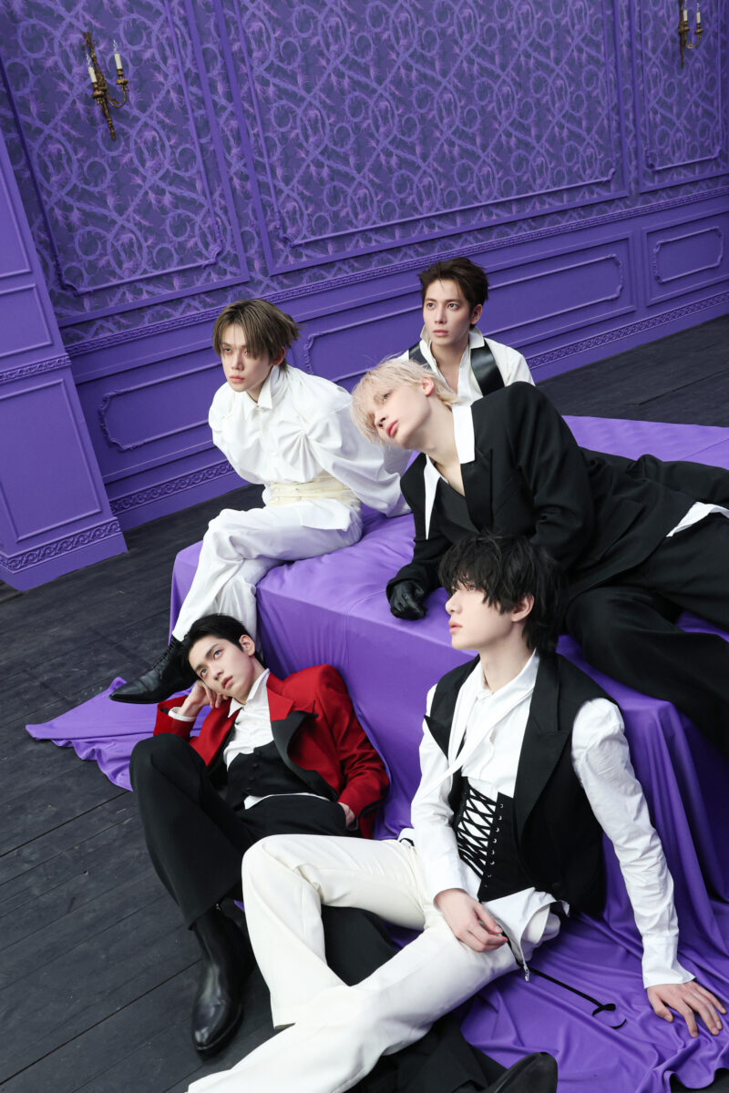 TOMORROW × TOGETHER:  In Stillness, Always Together