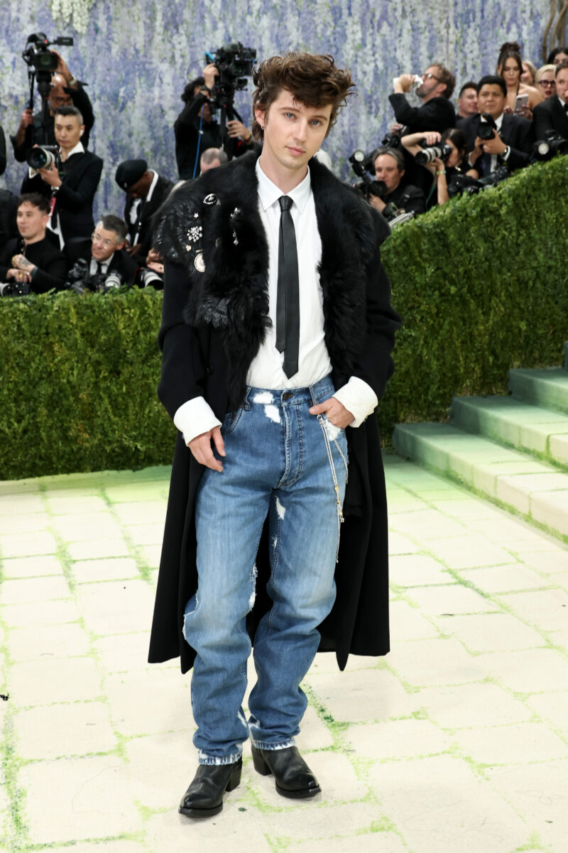 Nobody likes a theme party, anyways:  a Met Gala breakdown