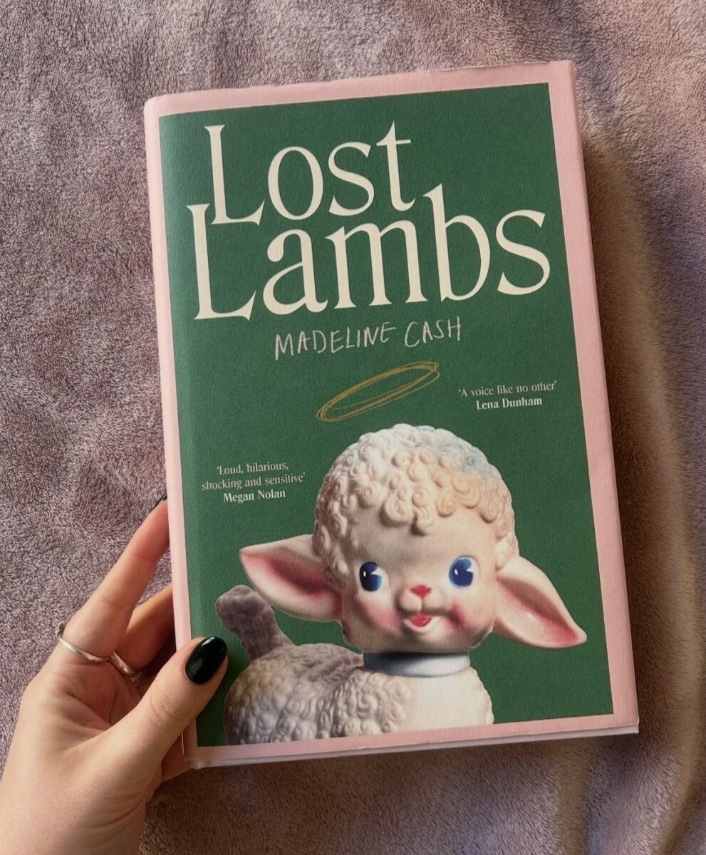 What the Hot Girls are Reading This Spring