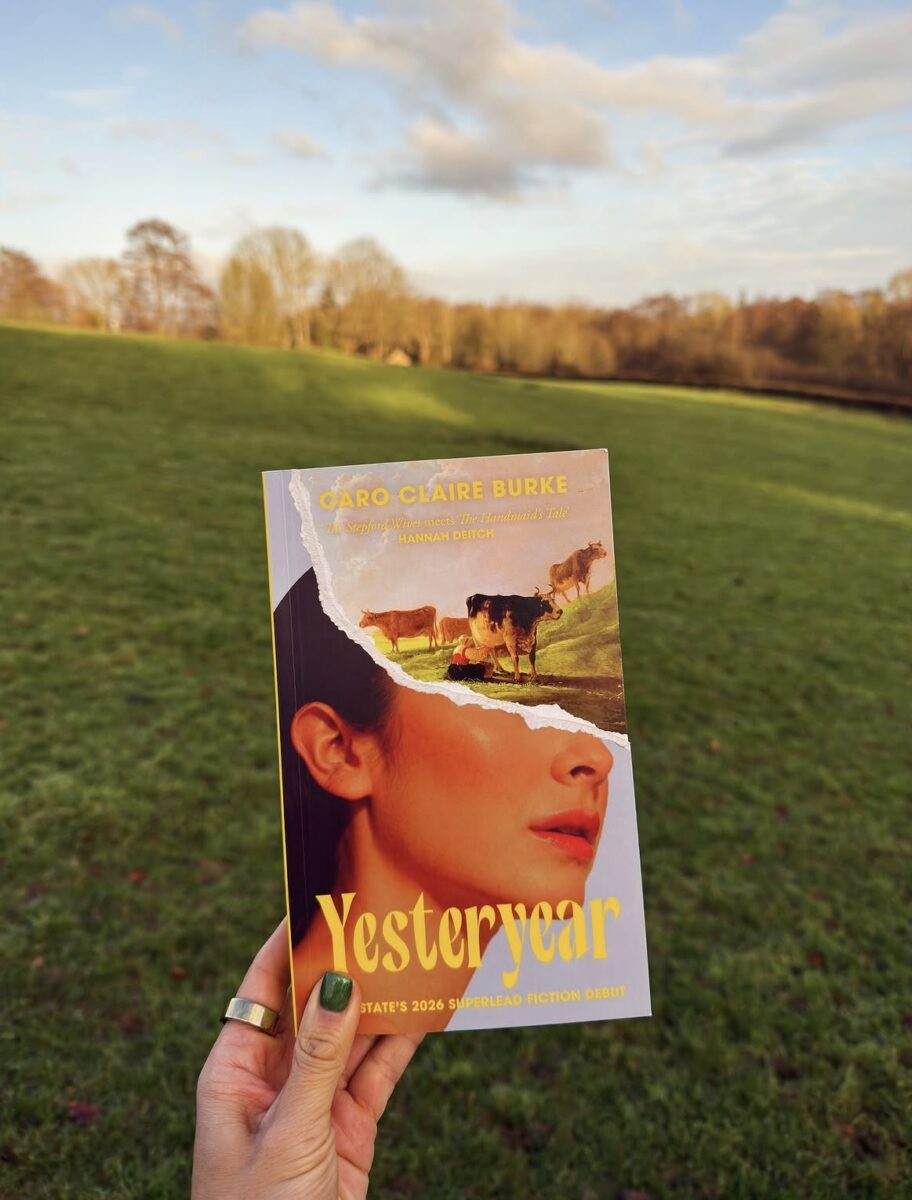 What the Hot Girls are Reading This Spring
