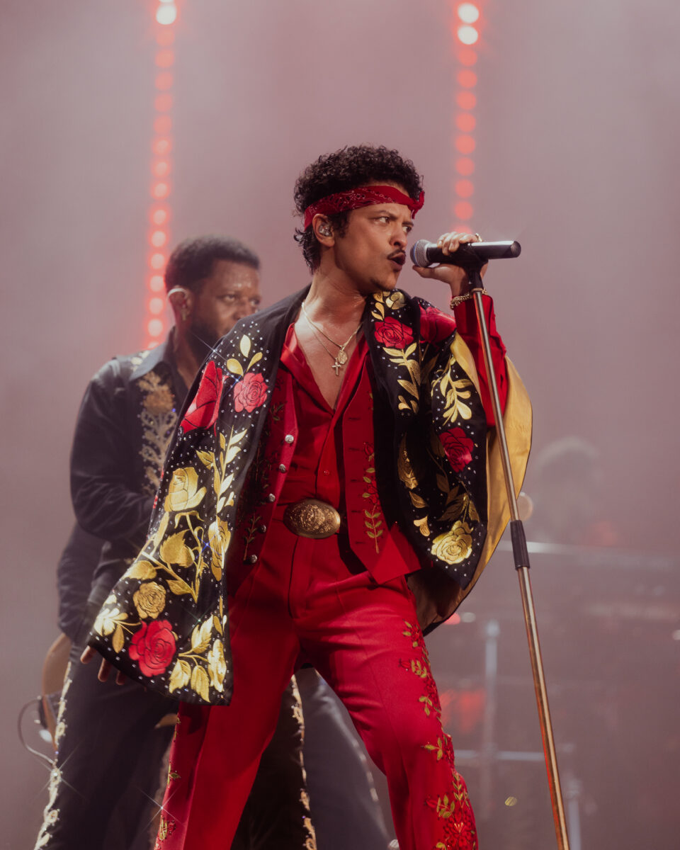Bruno Mars might be addicted to the mic