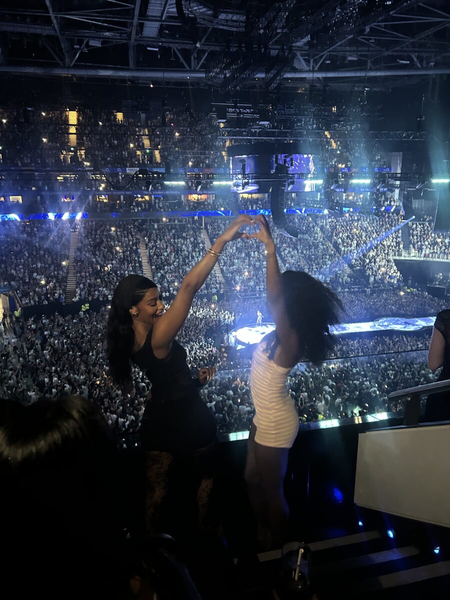 I spent the night with Ariana and fell in love with pop again