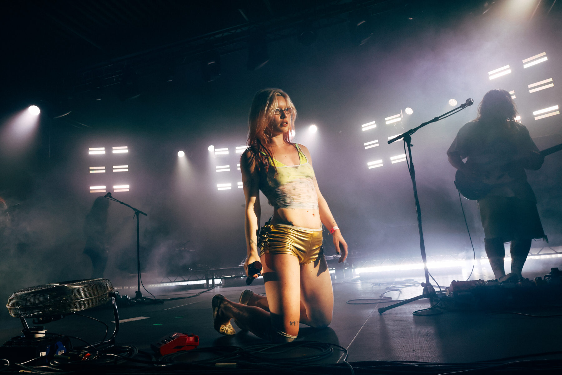 Wet Leg&rsquo;s Rhian Teasdale &amp; Lava La Rue aren&rsquo;t conforming any time soon